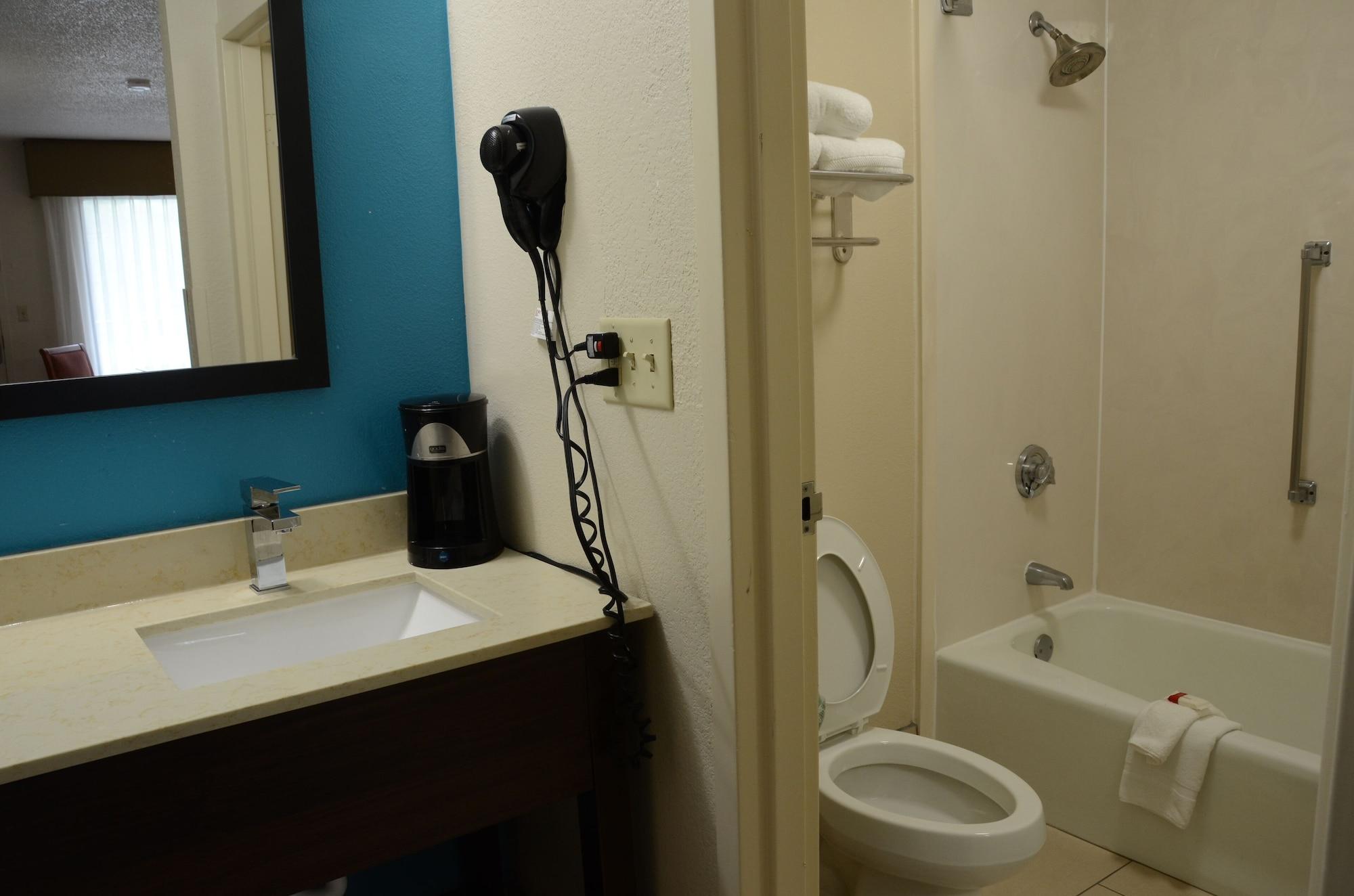 Baymont By Wyndham Nashville Airport Bagian luar foto