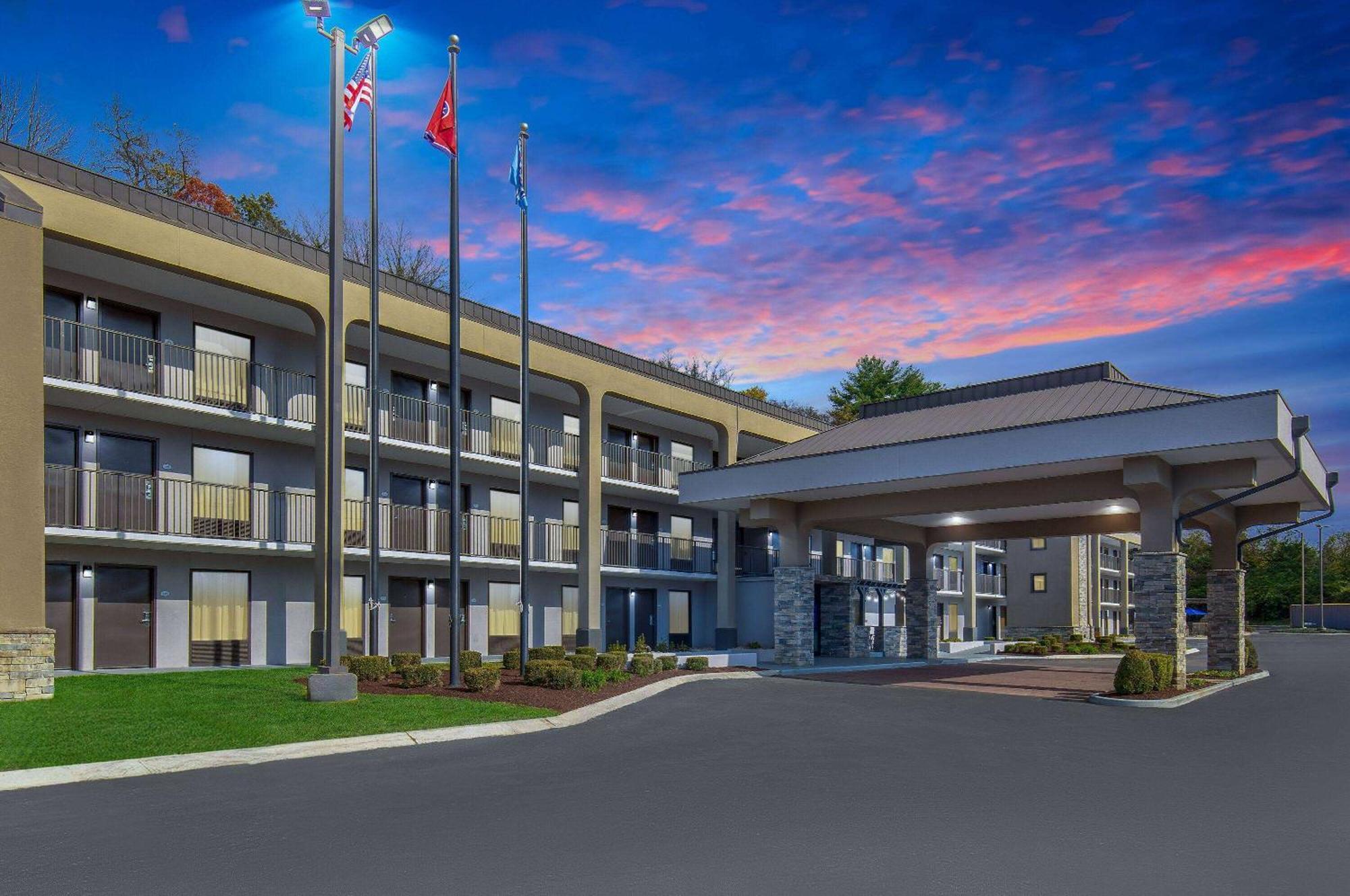 Baymont By Wyndham Nashville Airport Bagian luar foto